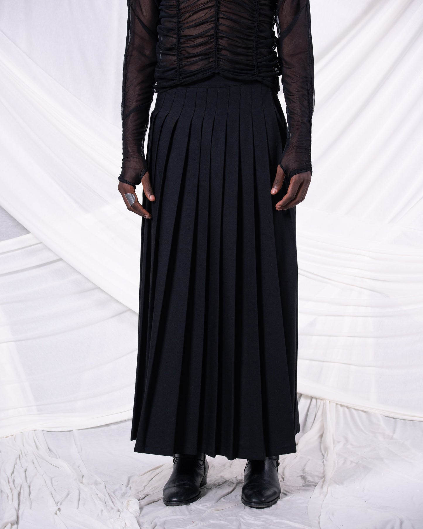 Xeneth Black Skirt